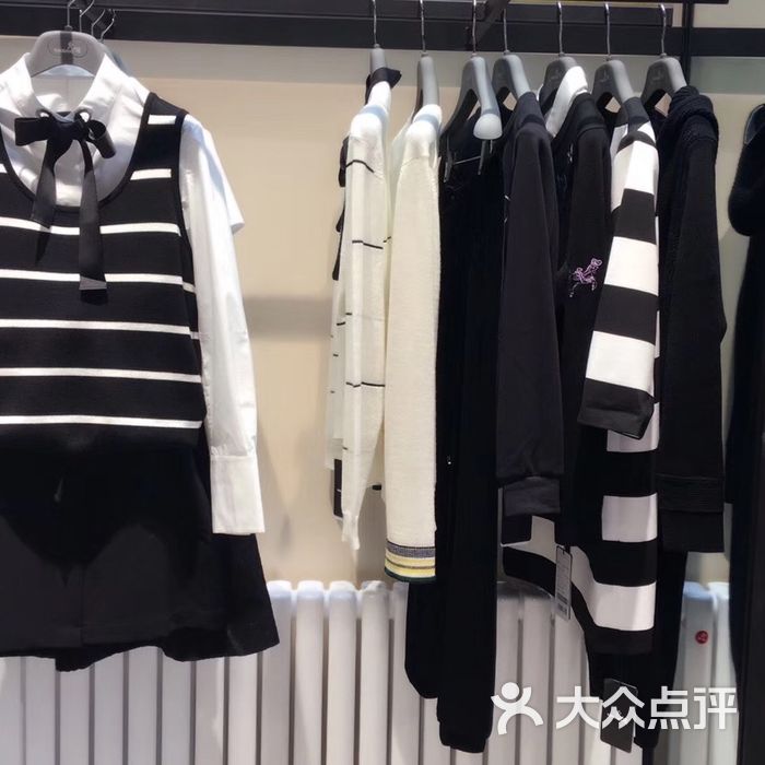 香港允硕女装专卖店图片-北京服装-大众点评网