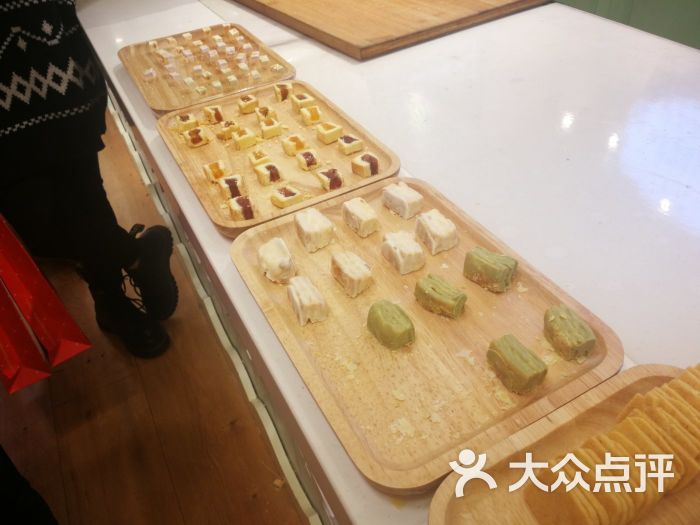 佟小曼手工茶饼坊(中山路店)