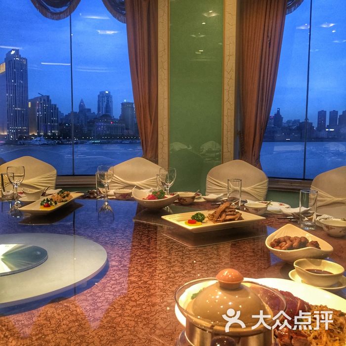 海龙海鲜舫