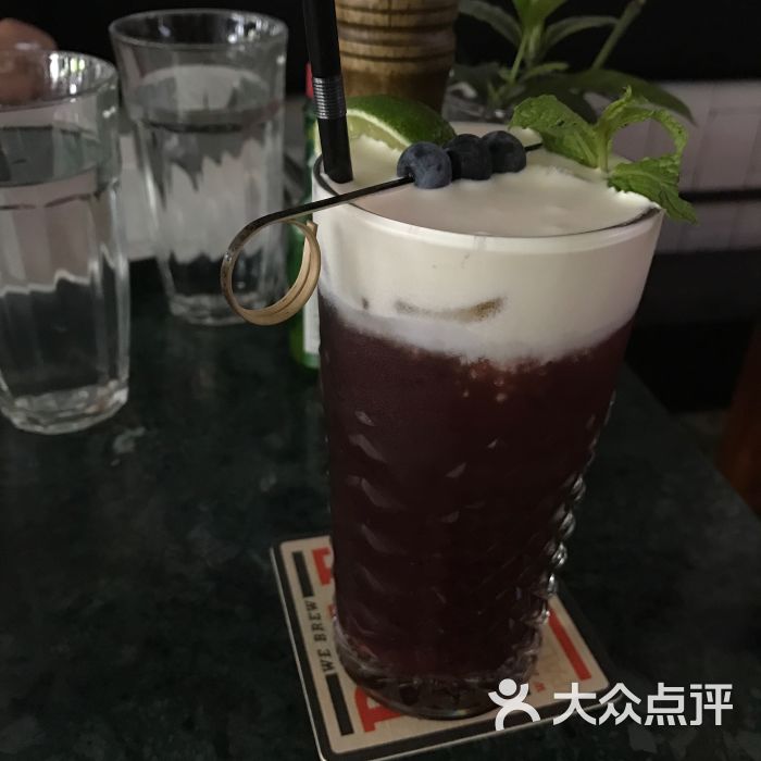 蓝莓奶盖