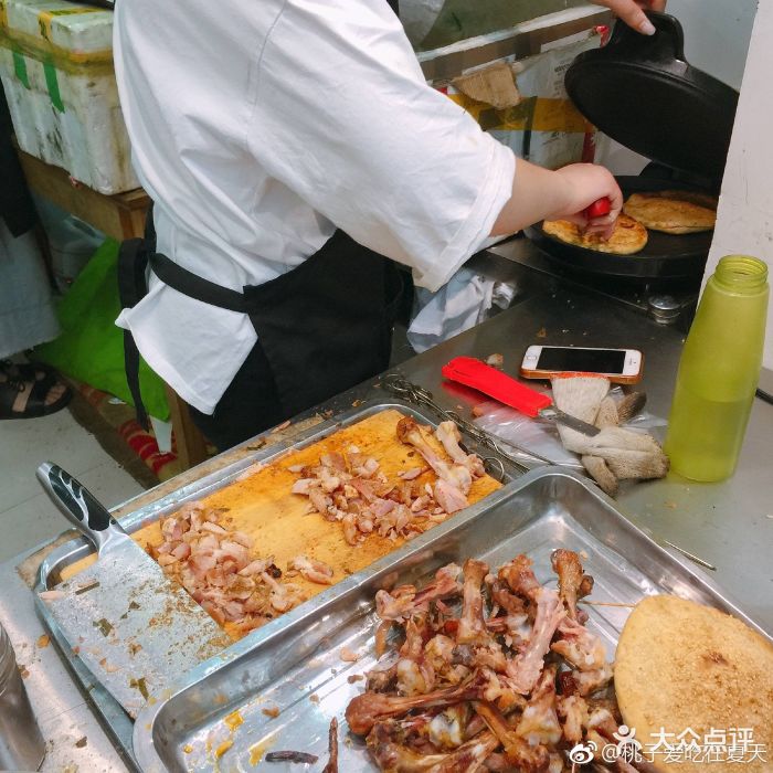 焖烤鸡腿饼图片 - 第5张