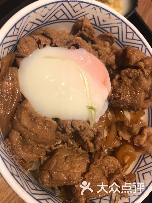 牛肉精造处(水游城购物中心店)温泉蛋牛丼饭图片 第1张