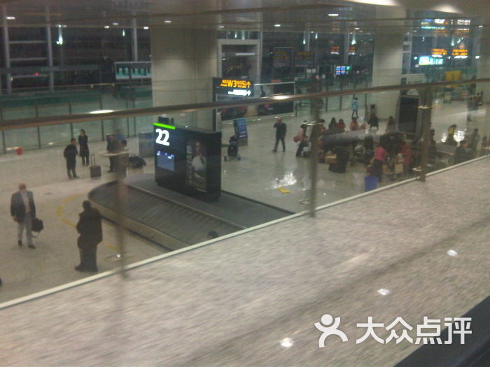 机场图片视频 n7_kFIKizRI3ESVCIRsGVqZ-bi5uZdvwHkkiXYvwDgUibUo1QMp-3YaSM8WRZm79TYGVDmosZWTLal1WbWRW3A.jpg
