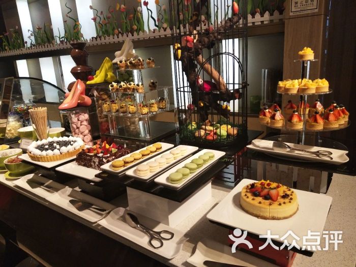 粤海喜来登酒店盛宴全日自助餐厅的点评