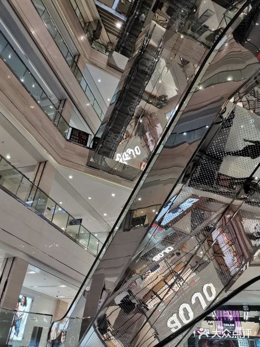 金鹰购物中心图片