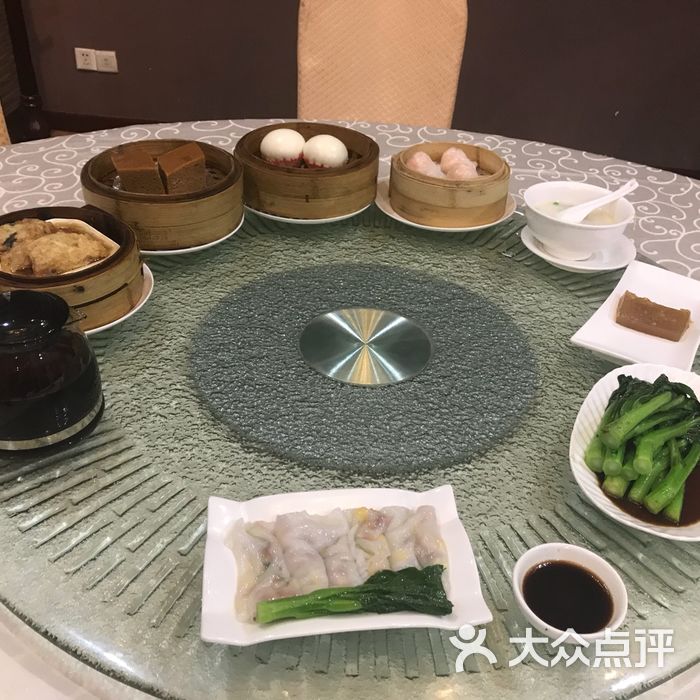 燕岭大厦中餐厅