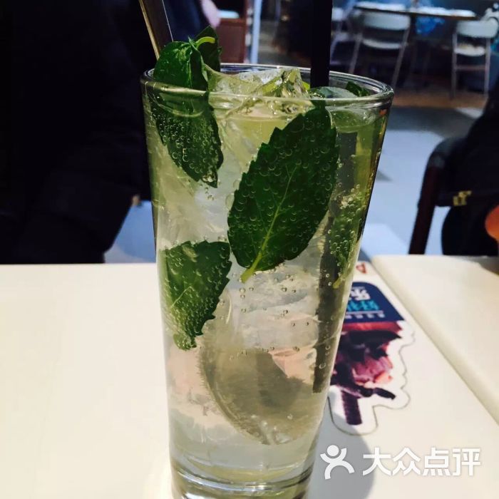 薄荷苏打水