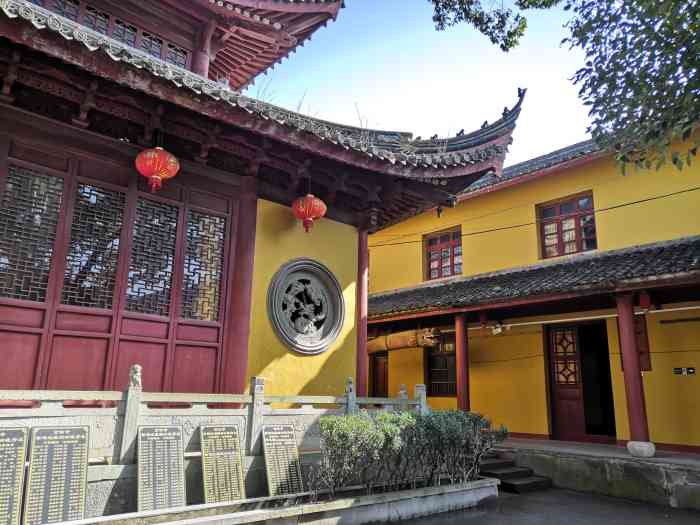 金仙禅寺-"寺庙很久远了,也是比较大的,后山也是寺庙.