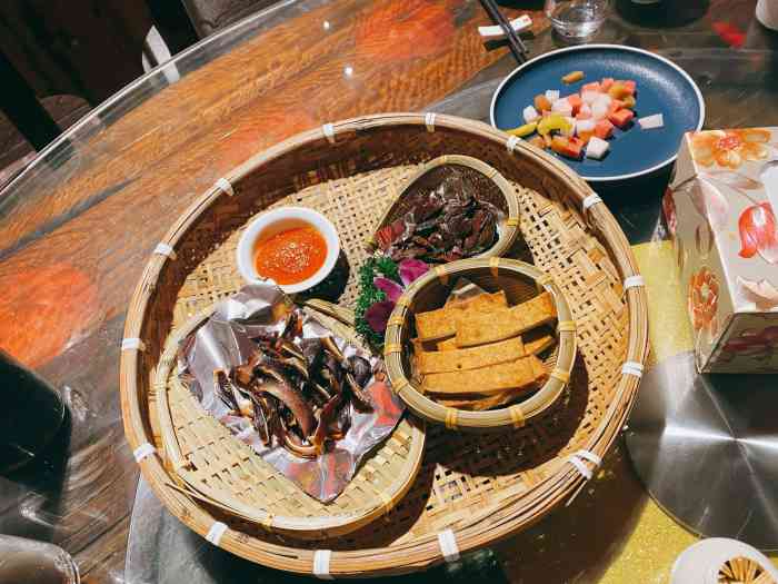 老味道客家大院-"客家大院,在龙岩美食城,装修古色古