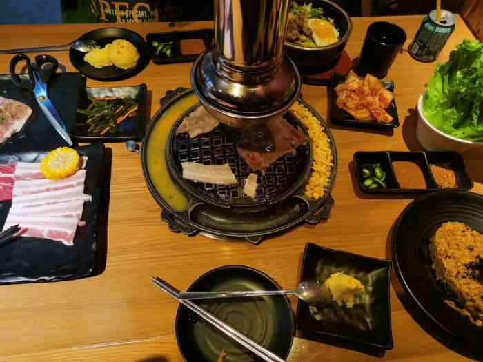 喜牛家·炭火烤肉坊(中大店)-"在中大美食城二楼,中午