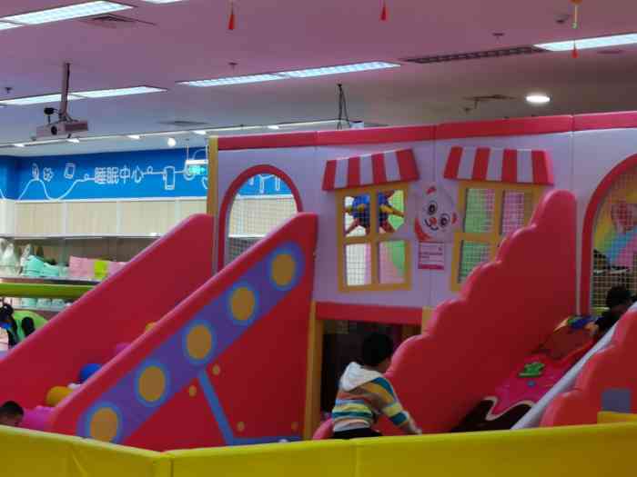 孩子王童乐园(成都蜀都万达店)