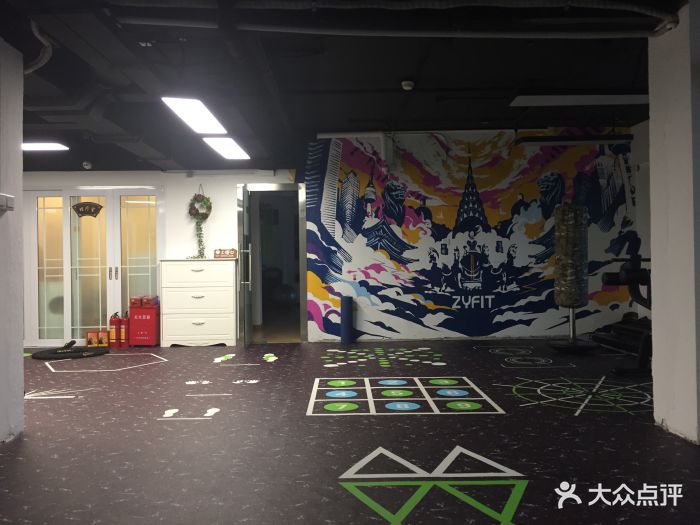 垃圾健身房!当初交款的时候说得多好听,每.-丽