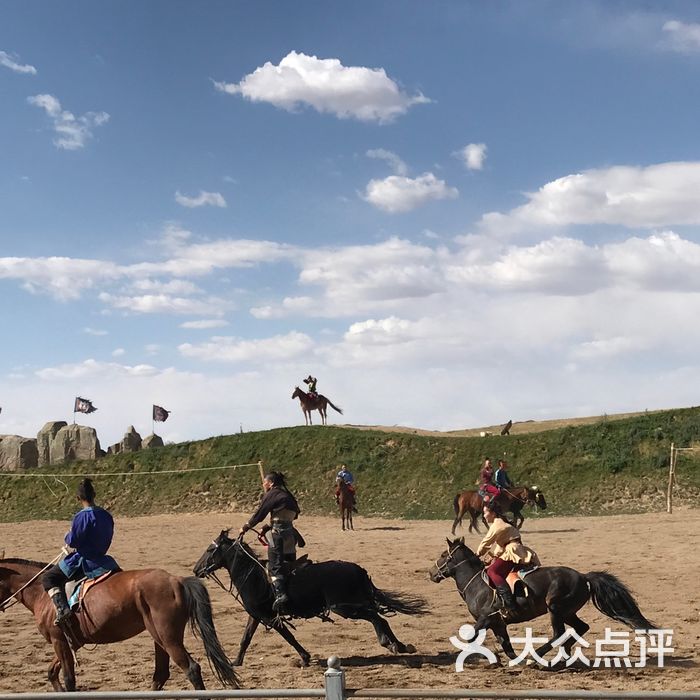 红格尔敖包