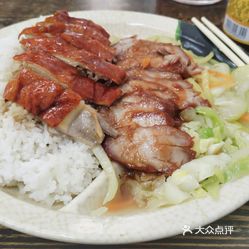 老凤凰隆江猪脚饭凤凰店