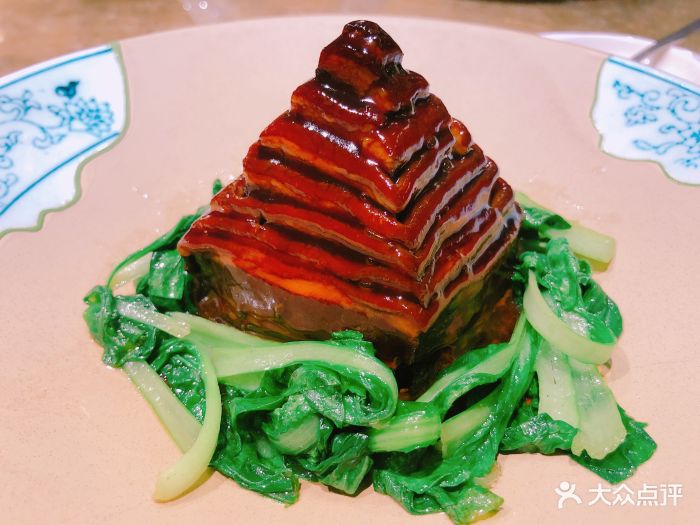 梅菜宝塔千层肉