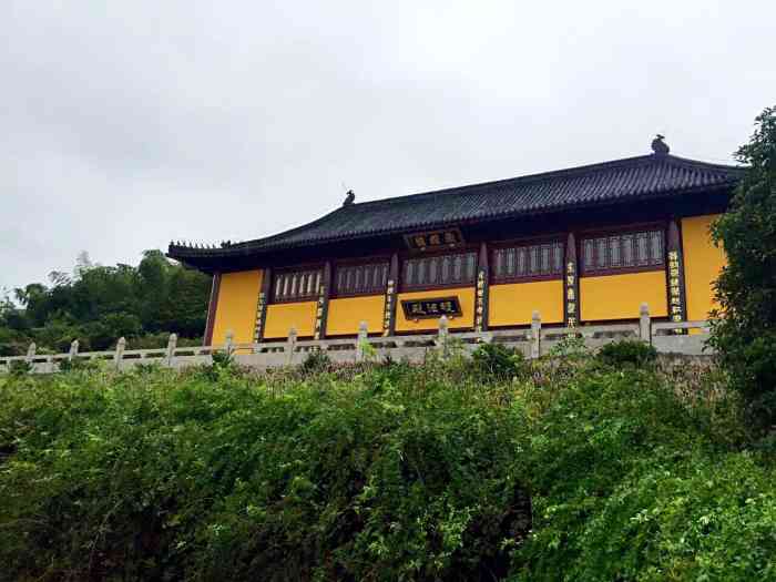 高峰禅寺-"环境非常好的一寺庙在莫干山地区已经独一无.