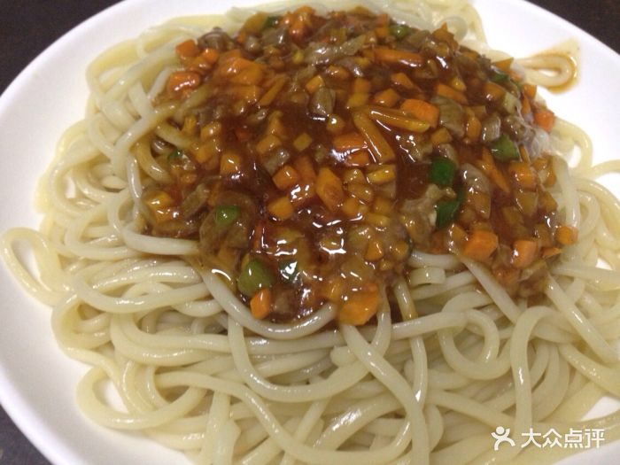大西北牛肉拉面牛肉干拌面图片 第1张