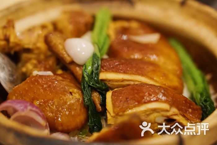 玫瑰豉油鸡煲仔饭