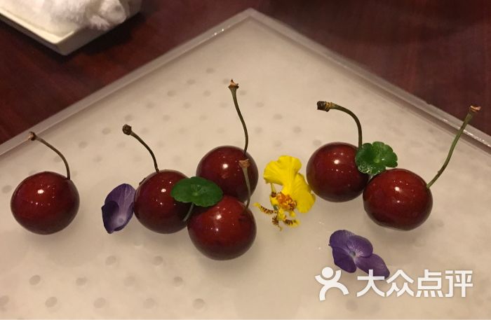 紫萱度假村(解香楼)-樱桃鹅肝图片