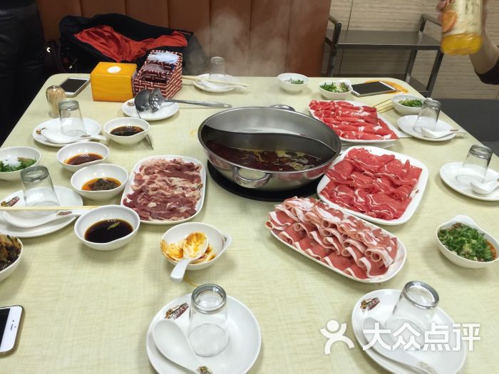 美津火锅花园(保工店)的点评