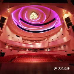 昆山市保利大剧院管理有限公司