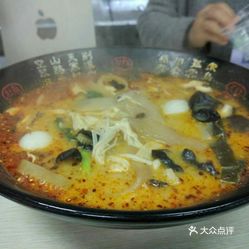 上海快餐四菜一汤173元，博主的消费体验与观察