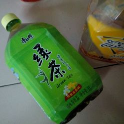 康师傅饮料有哪些产品 n_IWQU5W1LCflyY6aWfIOO61-VDbn5vfD5vl3bJzwmHR7Vgtxuf-v_GOtsJd4pCAF5u7J_jS4MuCaeLAHD0KTg.jpg