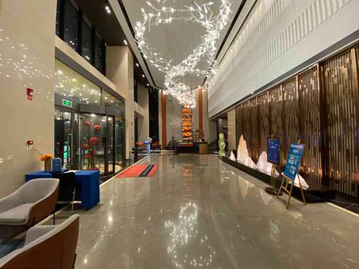 邯郸丛台希尔顿欢朋酒店-"算是邯郸最好的酒店了,装修