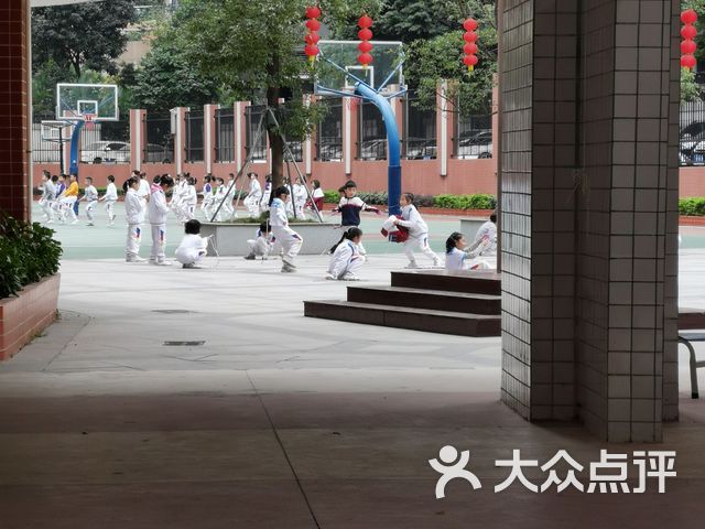 广州市流花路小学