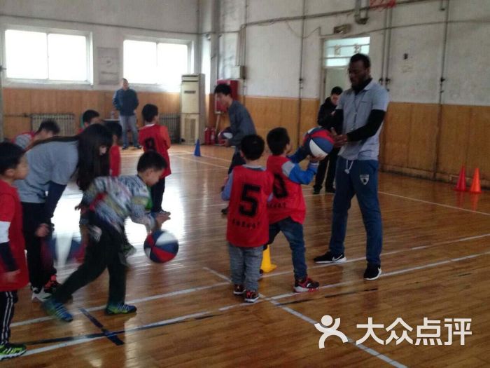 文思外教英语篮球训练营-图片-天津教育培训