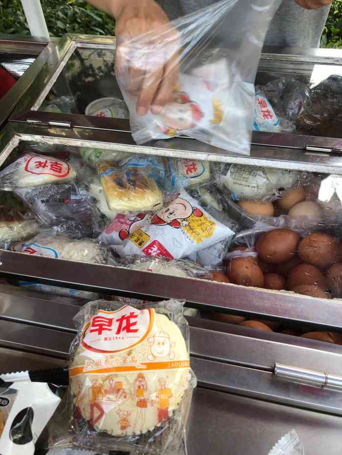 早龙早餐车-"早龙早餐车每天早上在厦门大街上都会看到.