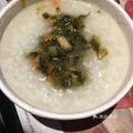 雪菜笋丁鸡肉粥