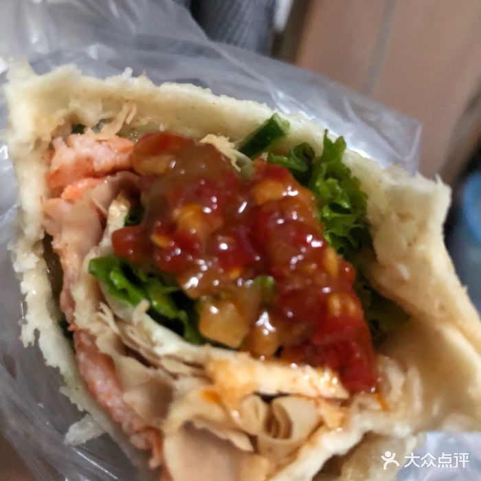 东北熏肉卷饼熏肉卷饼图片