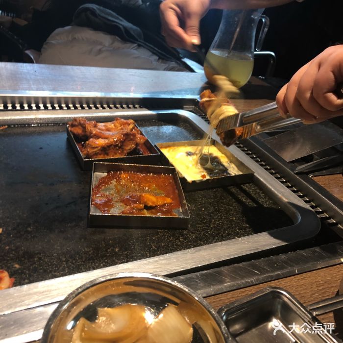 火炉火烤肉·芝士排骨(荟聚购物中心店)图片