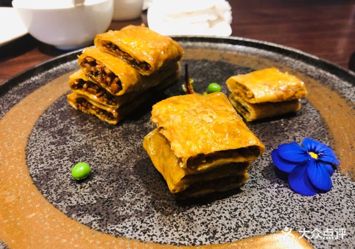晶浦会(上海中心大厦店)佛门素鹅卷图片