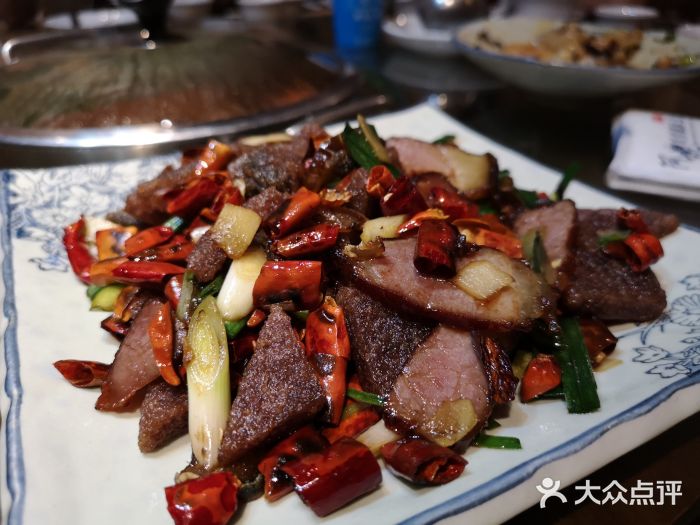 阿婉贵州苗家酸汤鱼(梅林店)蕨粑炒腊肉图片