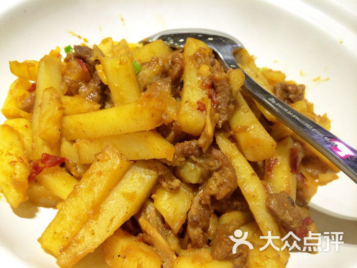 西贝莜面村(北京apm店)焖牛肉土豆条图片 第1张