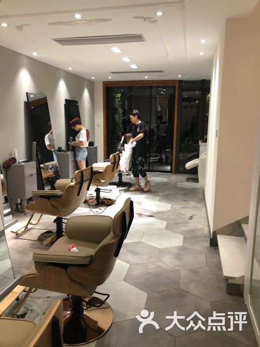 罗伟明工作室图片 - 第2张