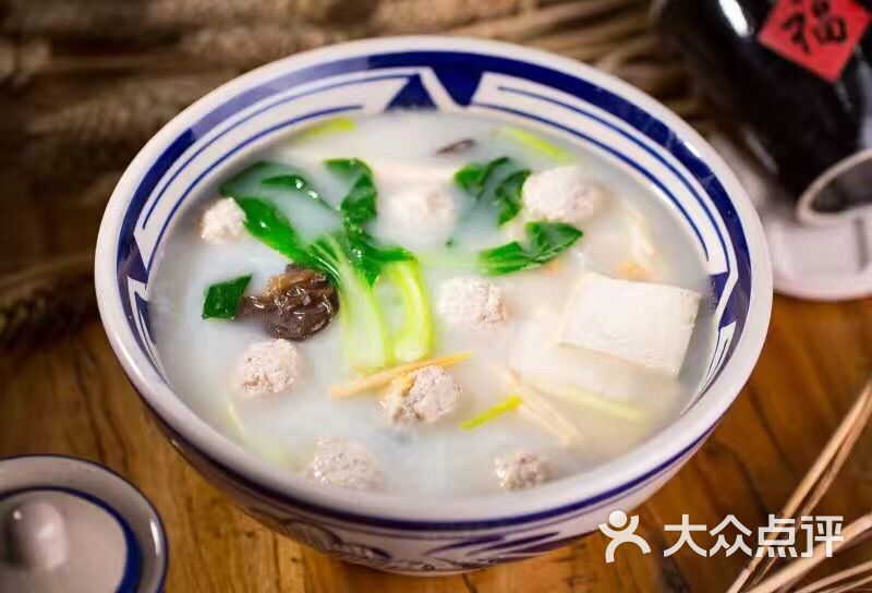 生氽丸子汤