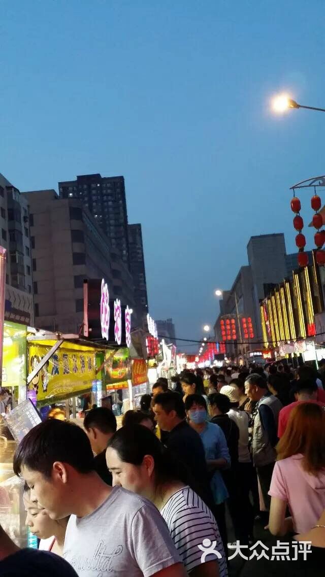 塔湾兴顺夜市