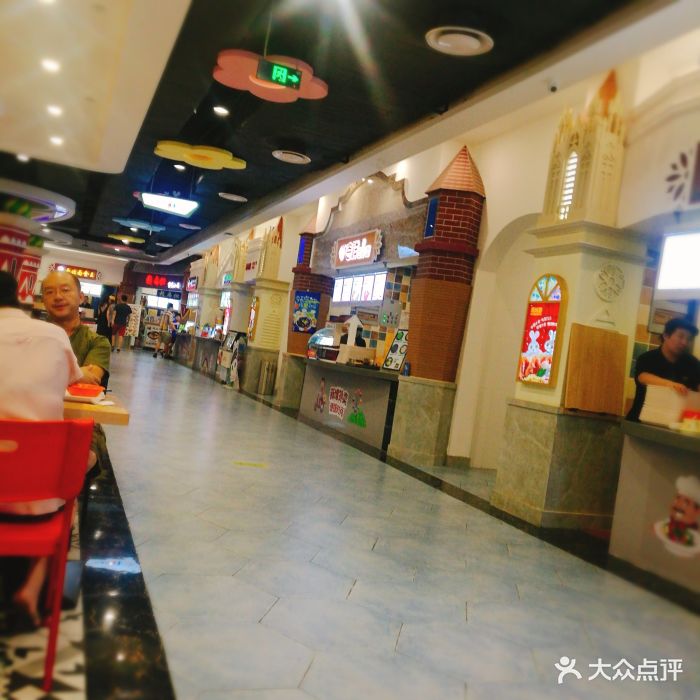 食尚地美食广场(威高时光城店)图片 - 第21张