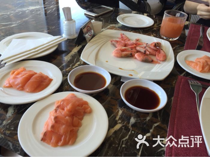 沈阳皇朝万鑫酒店_沈阳皇朝万鑫酒店门口_皇朝万鑫海鲜自助(3)