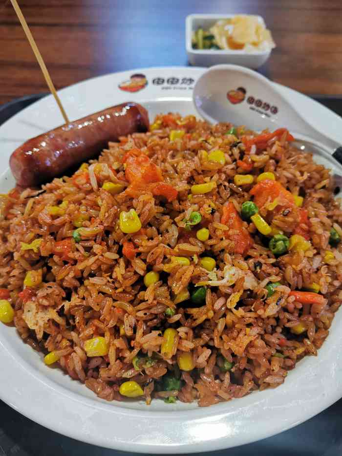 皮皮炒饭(钱江新城店"口味:口味一般,可能是我比较重口味吧,觉.