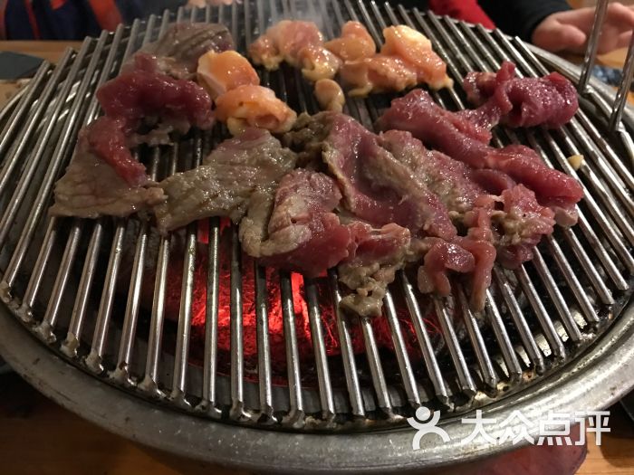 大关人东北烤肉(双井店)图片 - 第1张