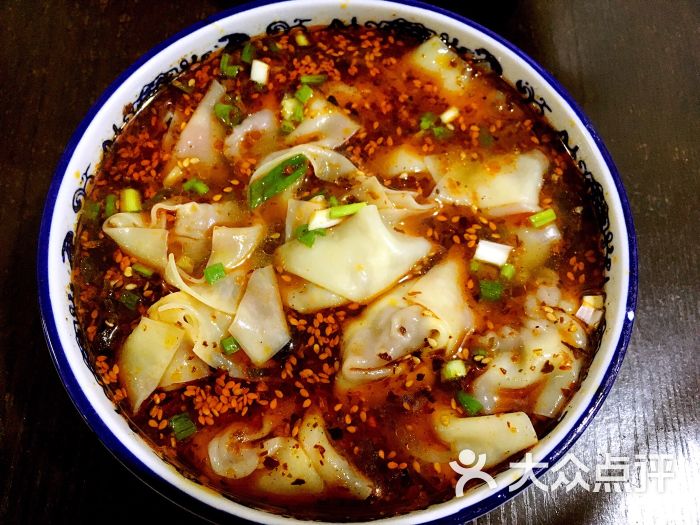 正点牛肉抄手图片 - 第1张