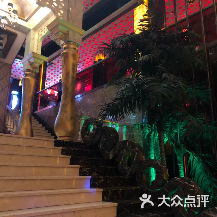 尚艺墅ktv