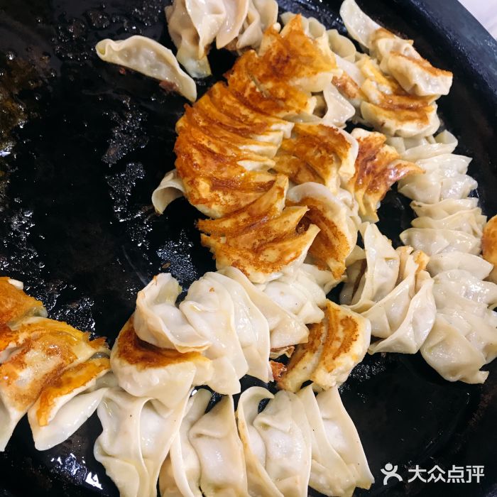 阿贵锅贴饺图片