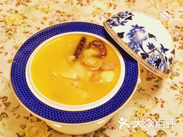 蟹尊苑燕鲍翅捞饭(巨鹿店)图片 第12张