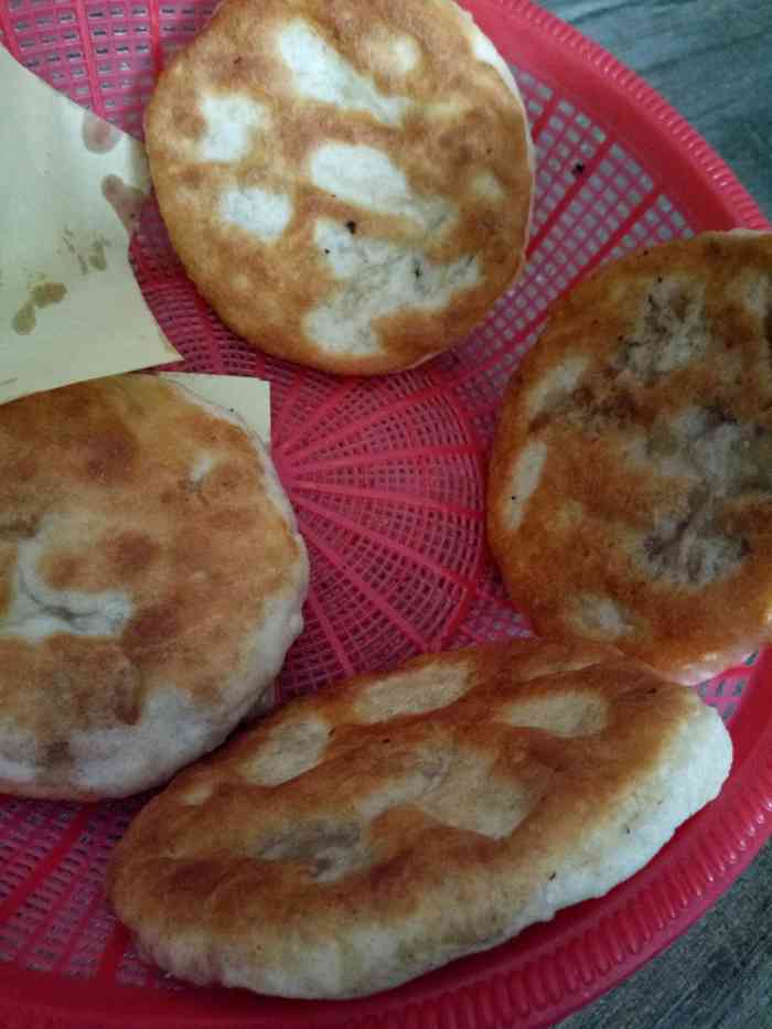 除了换了个招牌,其他的都是一样的,可以说吃这里的火烧就是寿光的味道