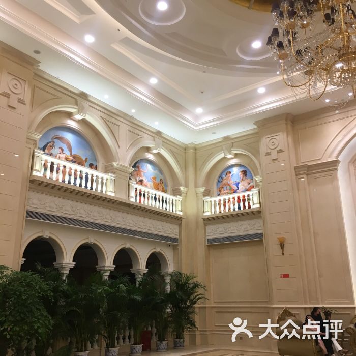维也纳国际酒店(武汉街道口店)的点评